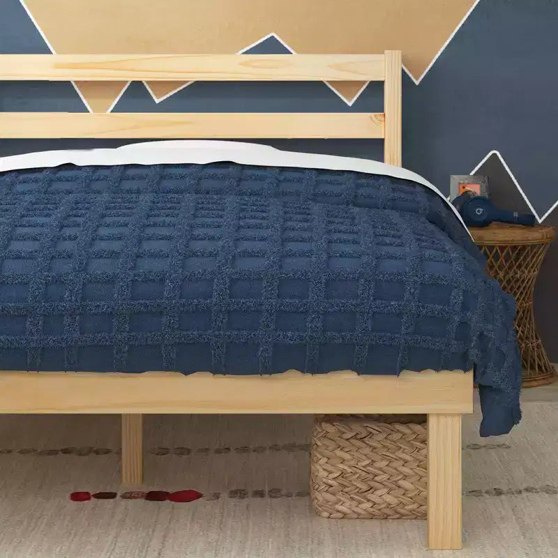 Struttura letto a piattaforma in legno con testiera naturale -