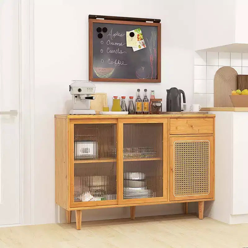 Credenza a buffet in bambù e rattan con ante scorrevoli e cassetto