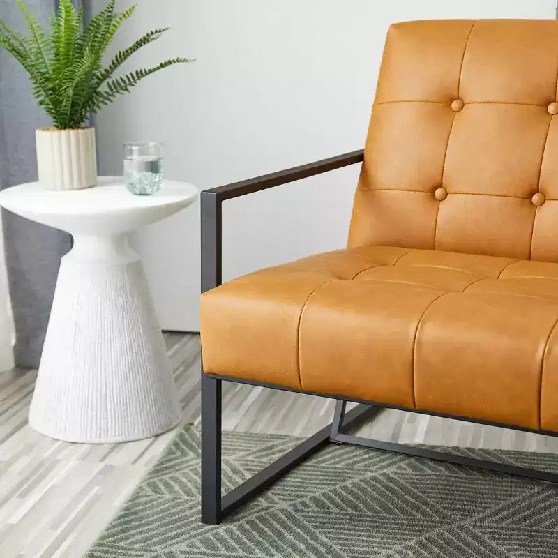 Poltrona di design Mid-Century Modern con bottoni e gambe cromate