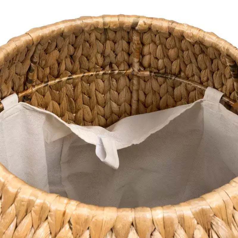Sgabello contenitore con coperchio in giacinto intrecciato a mano, 17 Coastal Bohemian, naturale