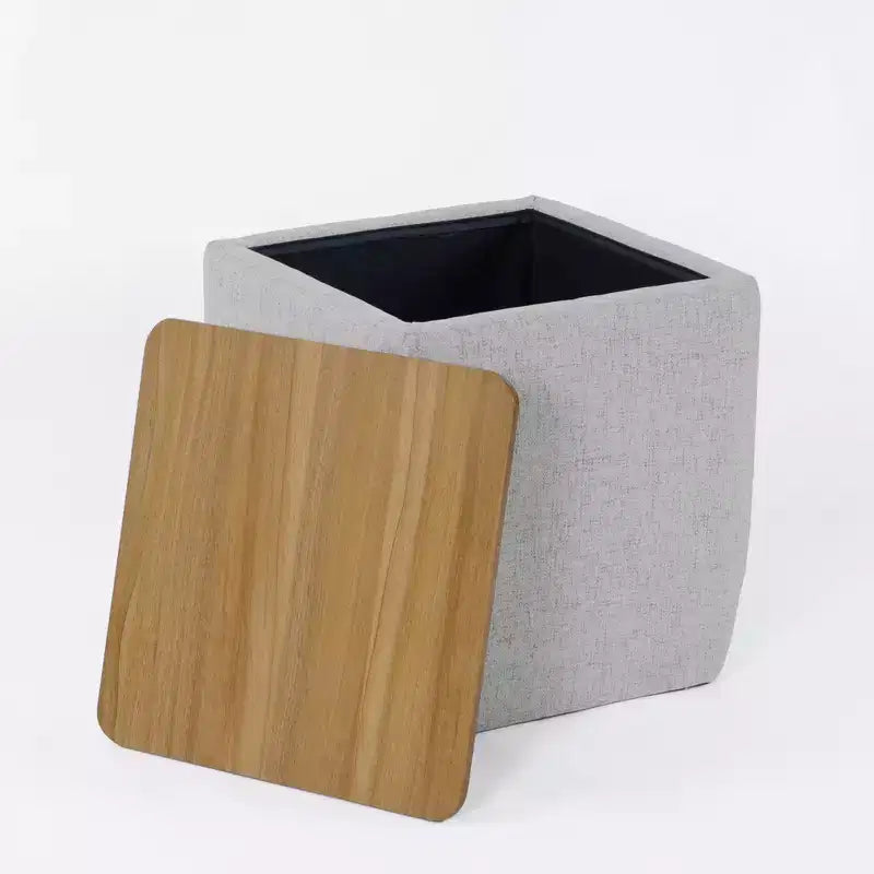 Pouf contenitore quadrato con ripiano liscio in legno